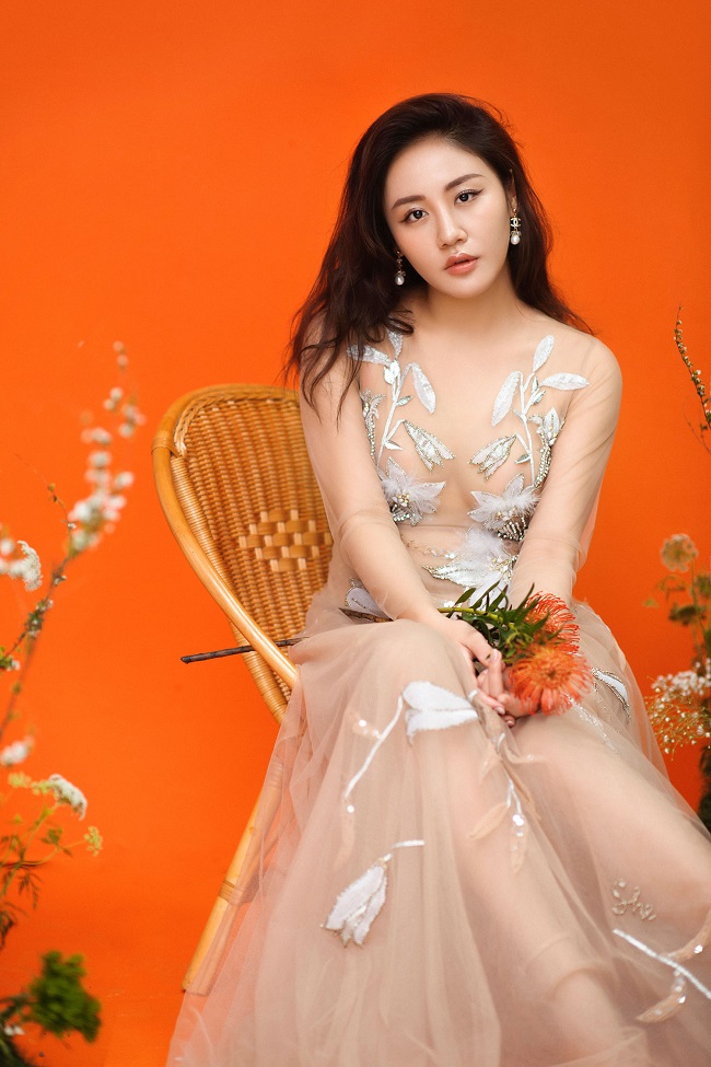 Văn Mai Hương lộ clip