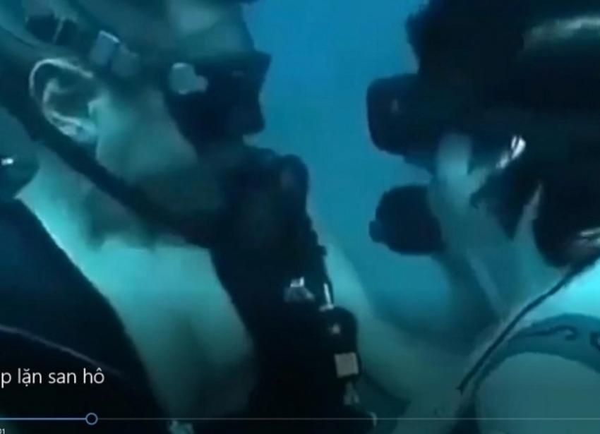 Clip 8 phút diễn viên về nhà đi con lộ clip khi nào.