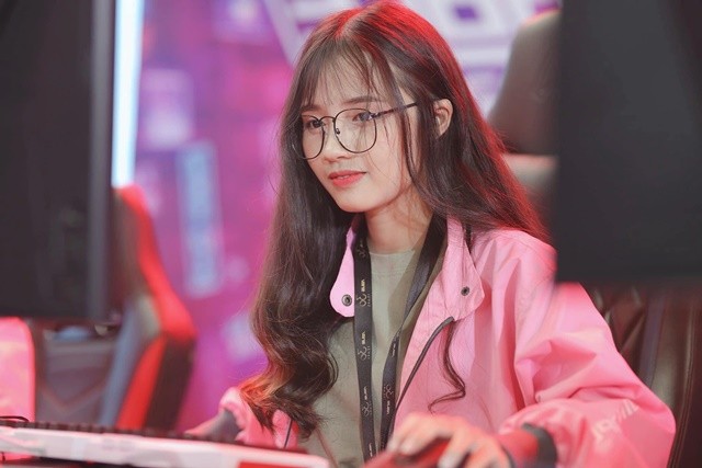 Clip Hường Lulli hot nhất h&ocirc;m nay