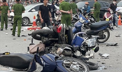 Clip Clip xe điên gây tai nạn liên hoàn tại Võ Chí Công tài xế nói gì?