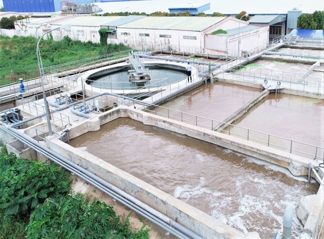 nu&ocirc;i b&ugrave;n vi sinh hoạt t&iacute;nh