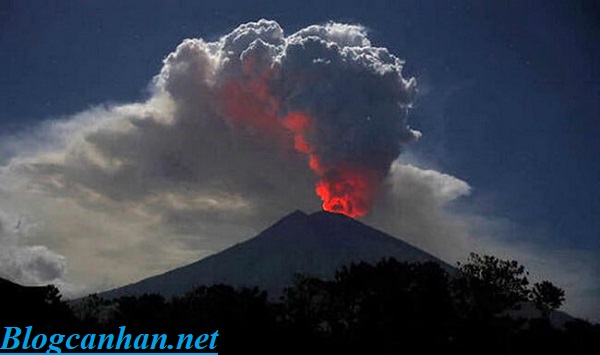 Ô nhiễm không khí do núi lửa