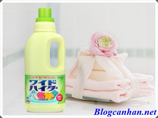 Tẩy rong r&ecirc;u bằng nước tẩy quần &aacute;o