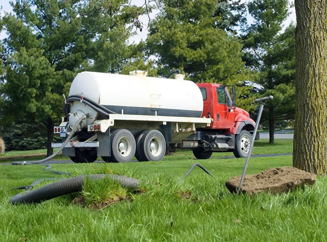 R&uacute;t hầm cầu quận T&acirc;n Ph&uacute; chất lượng